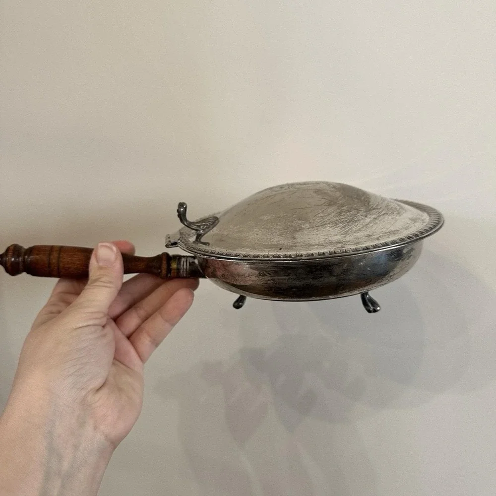 Vtg‎ EPC Silver Metal Silent Butler/Crumb Catcher W/Wood Handle #3810